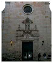 Iglesia de San Felipe Neri en Barcelona (siglo XVI). María J. Fuente (col. particular, 2007) Iglesia de San Felipe Neri en Barcelona (siglo XVI). María J. Fuente (col. particular, 2007)